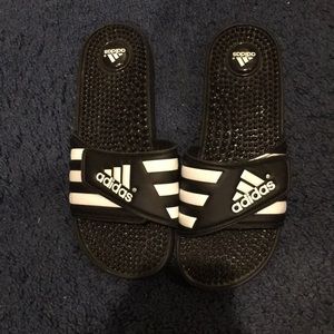 Size 7 adidas slides